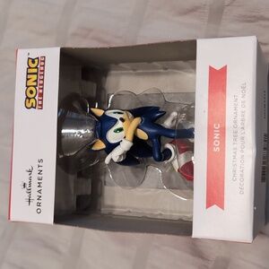 New Sonic Christmas Tree Ornament